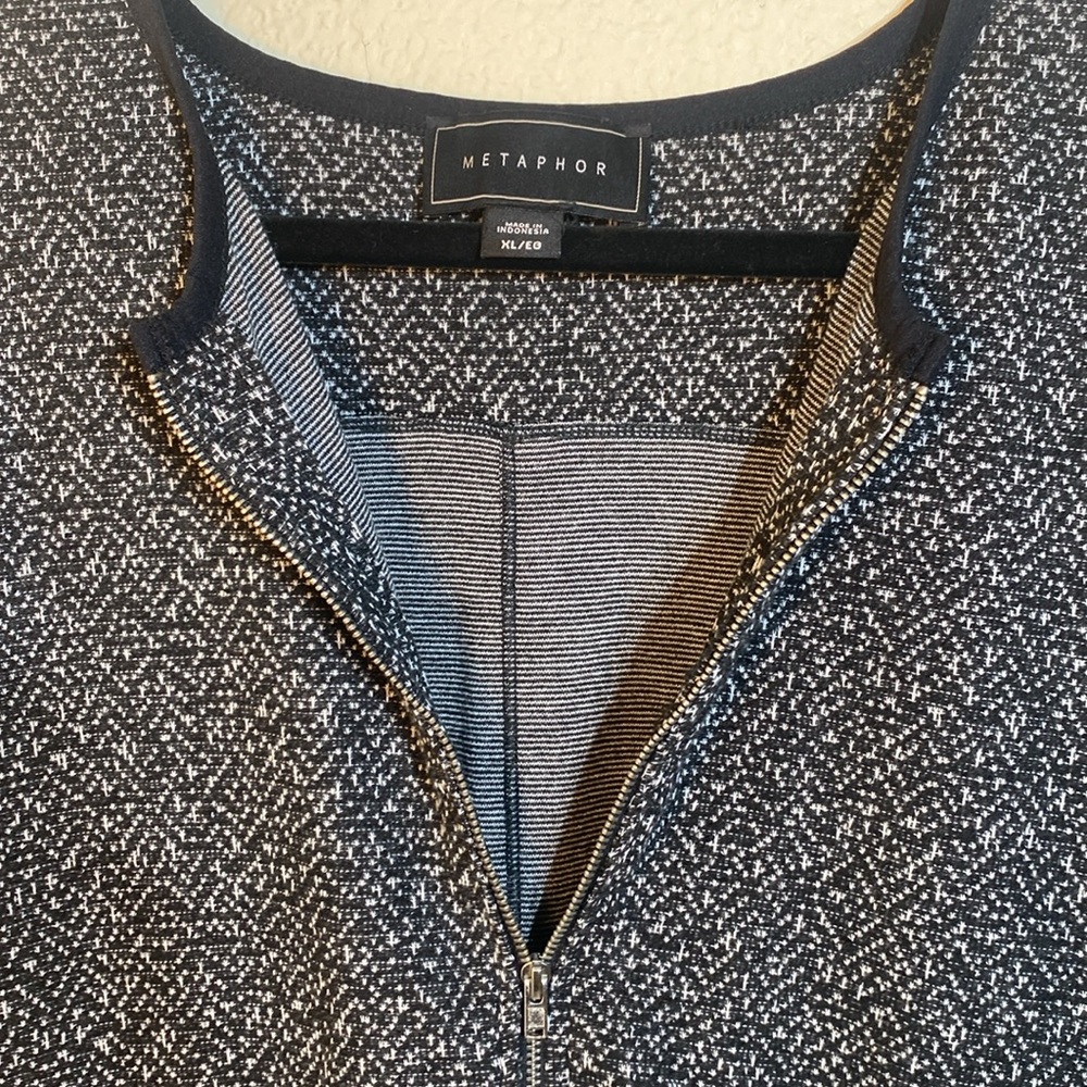 Metaphor Cropped Lightweight Zip Up Jacket Size XL - Picture 12 of 16